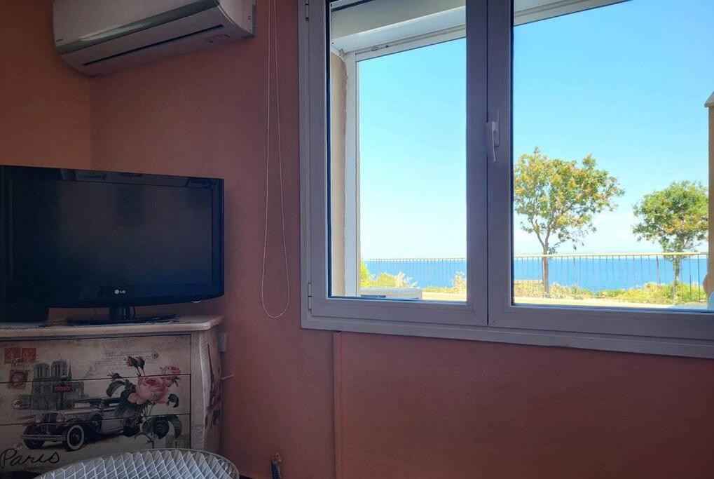 Afentis Apartment Agia Ermioni エクステリア 写真